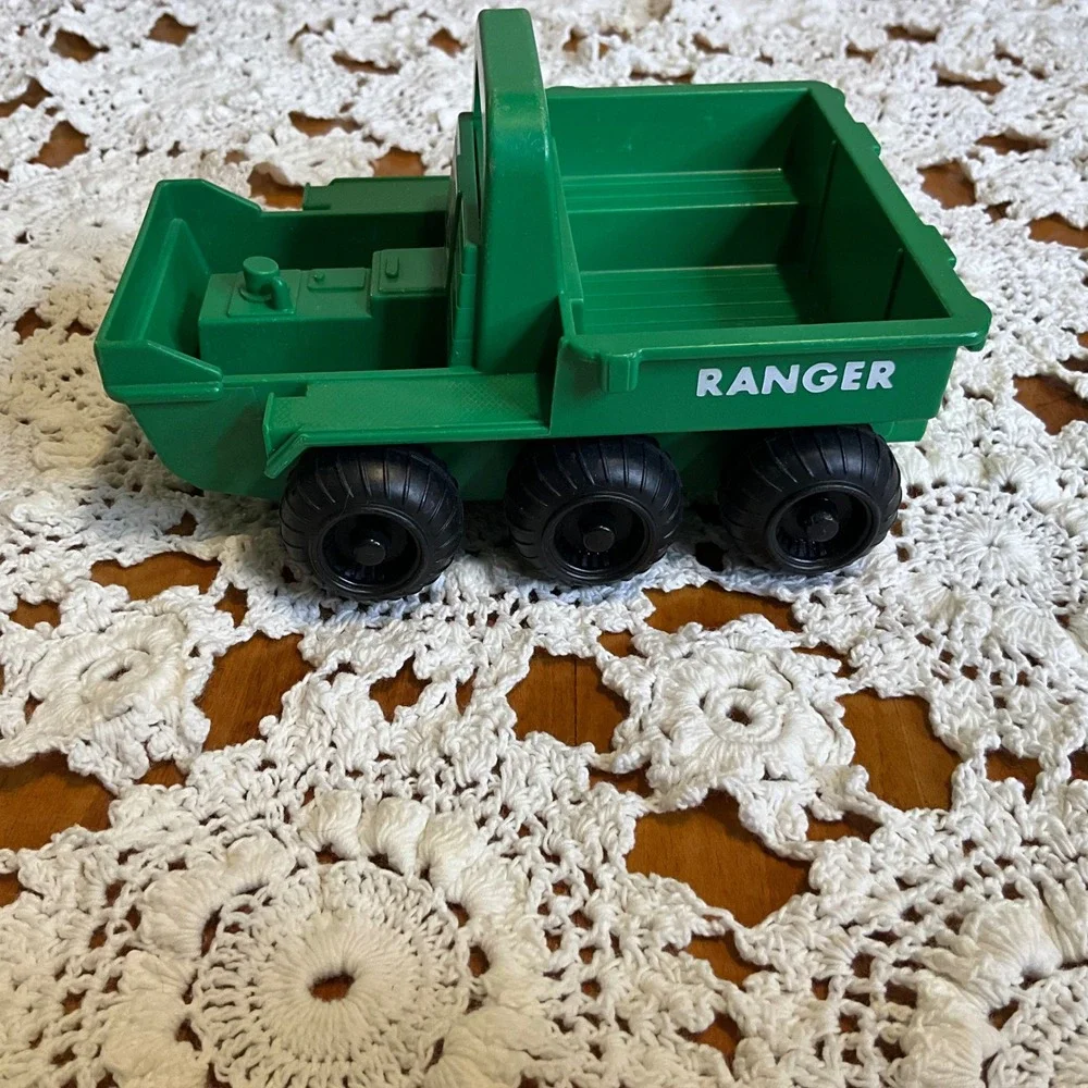 1976‎ Fisher Price Ranger Truck Toy Green Plastic Dump Bed Vintage